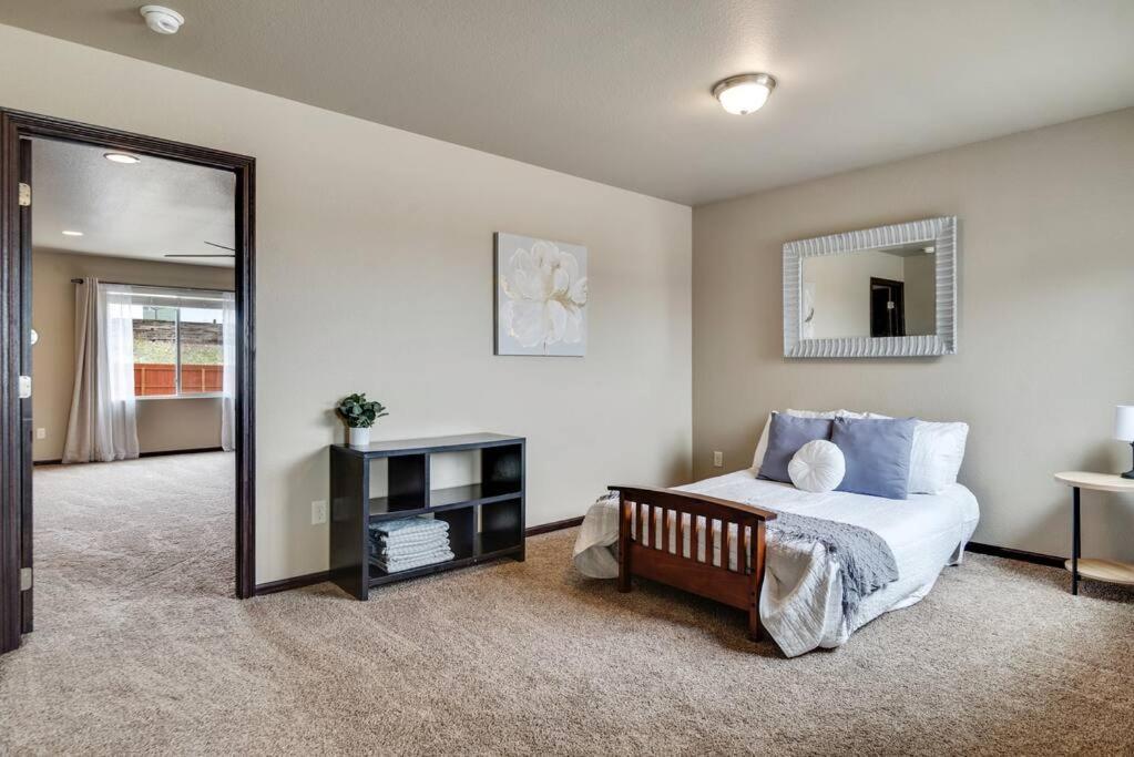 Large Home In The Most Convenient Location Rapid City Esterno foto