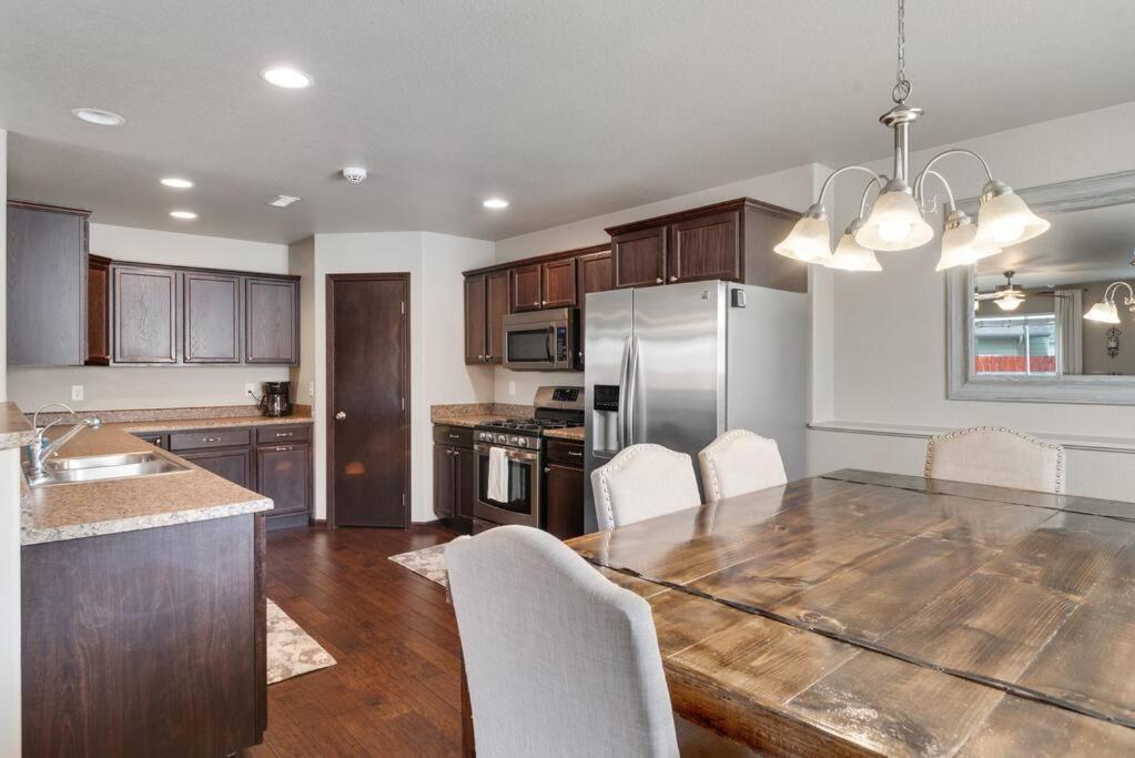Large Home In The Most Convenient Location Rapid City Esterno foto