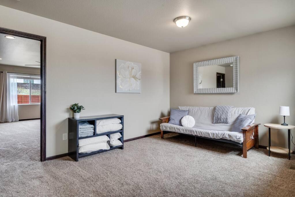 Large Home In The Most Convenient Location Rapid City Esterno foto