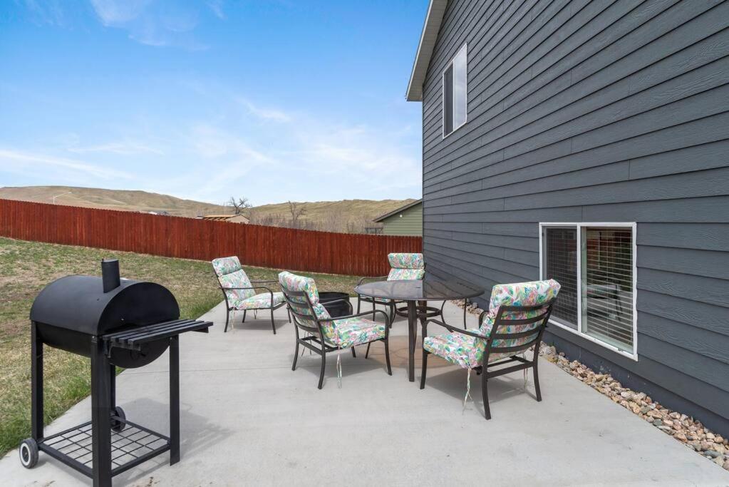 Large Home In The Most Convenient Location Rapid City Esterno foto