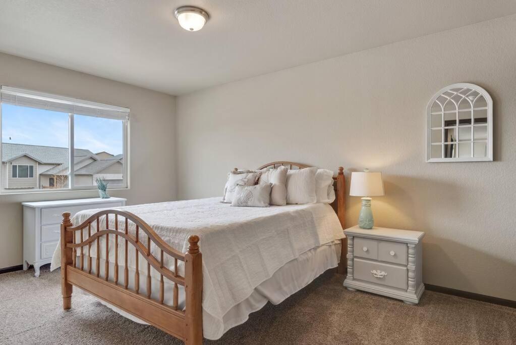Large Home In The Most Convenient Location Rapid City Esterno foto