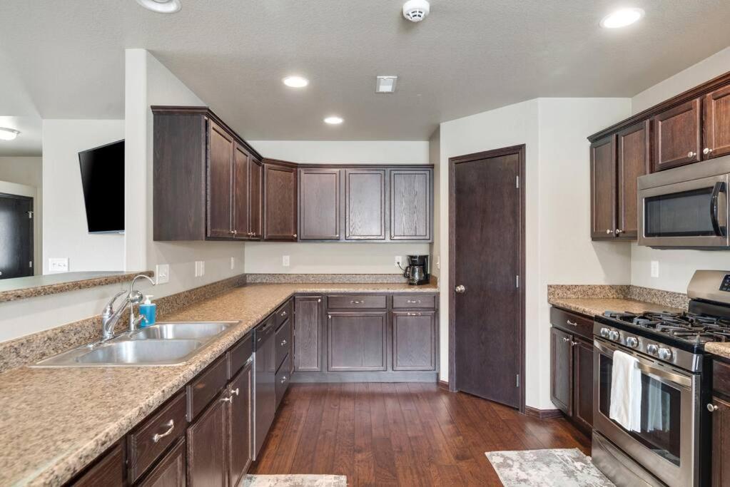 Large Home In The Most Convenient Location Rapid City Esterno foto
